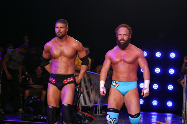 Bobby Roode & Eric Young (Photo by TNA)