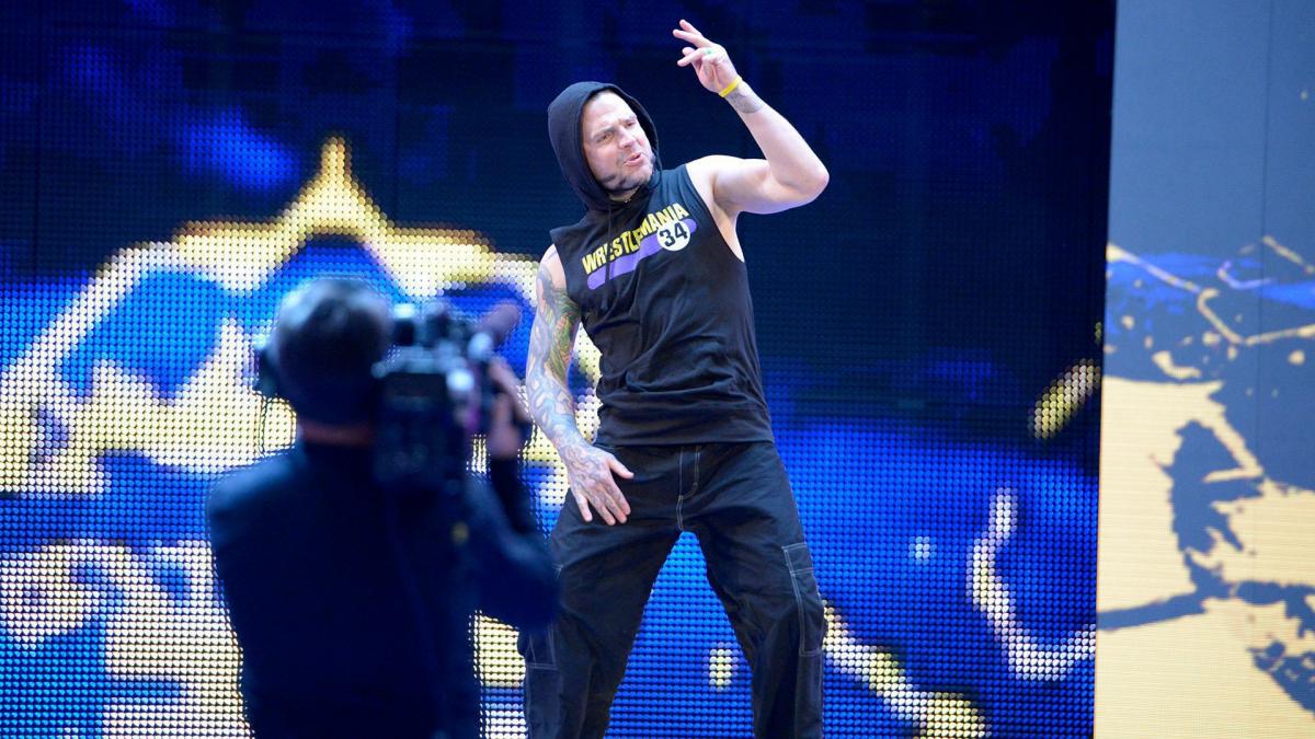 Jeff hardy returns to WWE during Raw 9/4/18