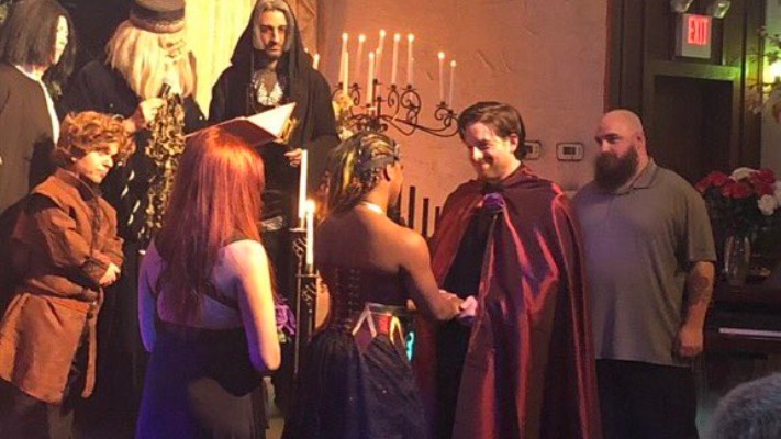 Ember Moon And Matthew Palmer Married In Game Of Thrones Style Ceremony