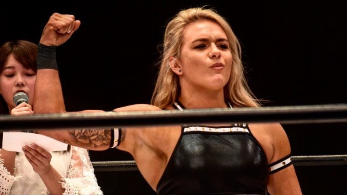 AEW Signs Sadie Gibbs