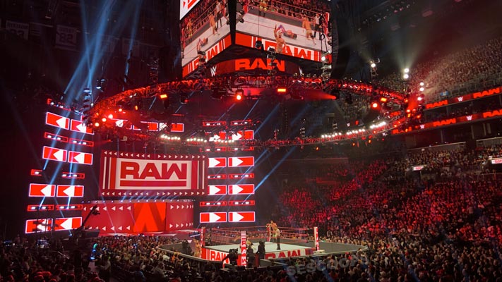 WWE RAW