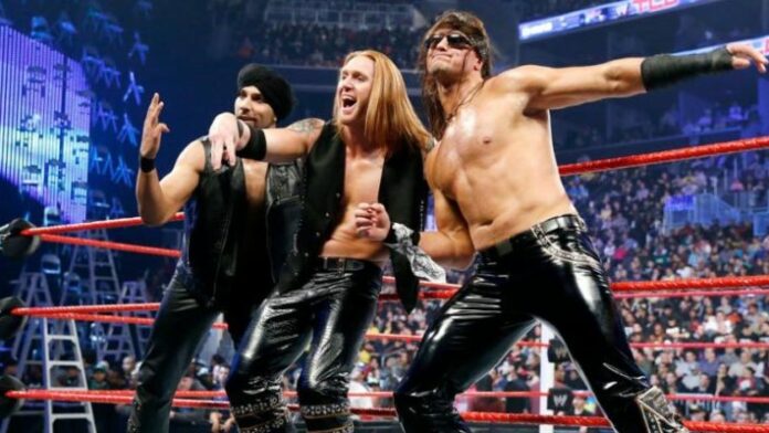 Heath Slater with 3MB. Photo Credit: WWE.com