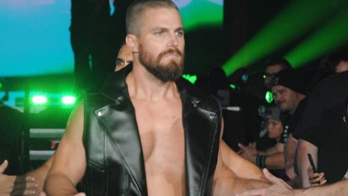 Stephen Amell