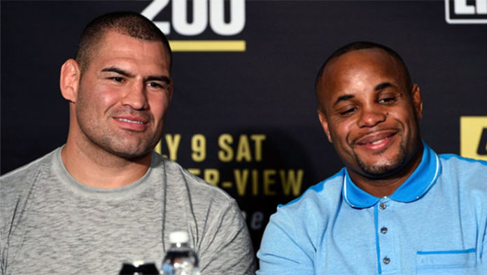 Cain Velasquez Daniel Cormier