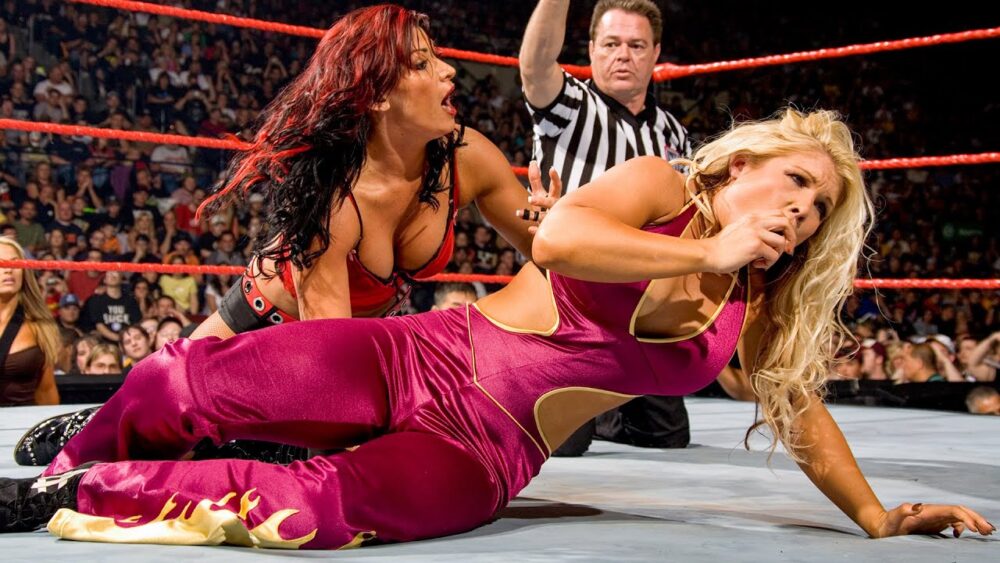 Beth Phoenix On Jaw-Breaking Injury During Raw Singles Debut