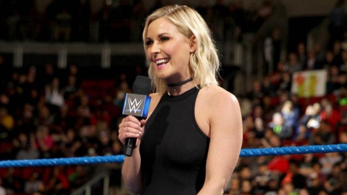 Renee Paquette in Orlando for WWE Project (Video)