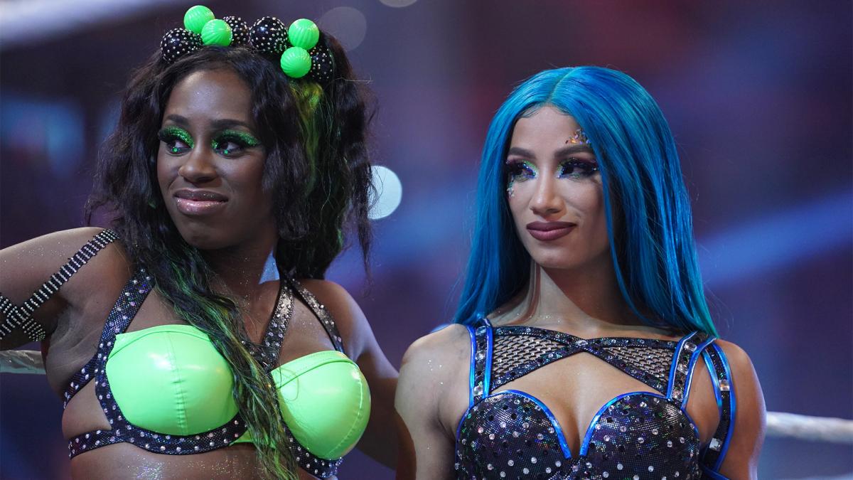 Sasha Banks Naomi