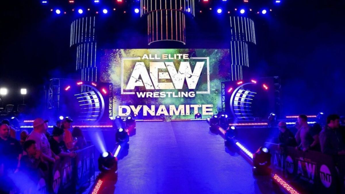 AEW Stars Leave Handwritten Notes for Fans at Latest Dynamite