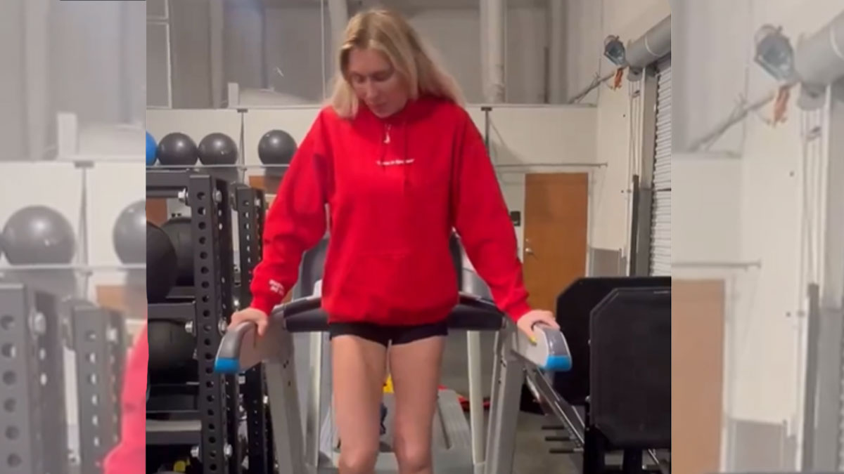 Charlotte Flair Shows Off Physical Therapy Progress After Knee Surgery