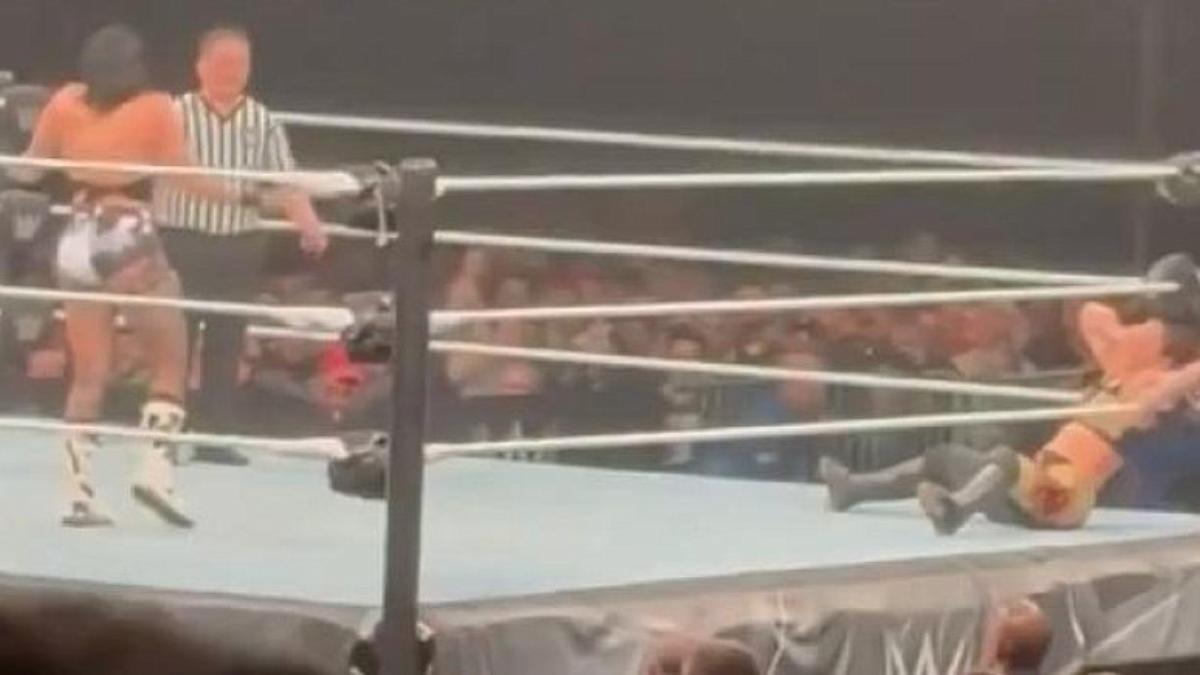 Shayna Baszler Pleads For Rhea Ripley’s Stinkface At WWE Rockford Live Event