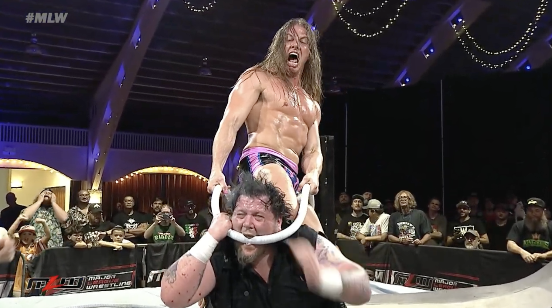 Matt Riddle versus Sami Callihan